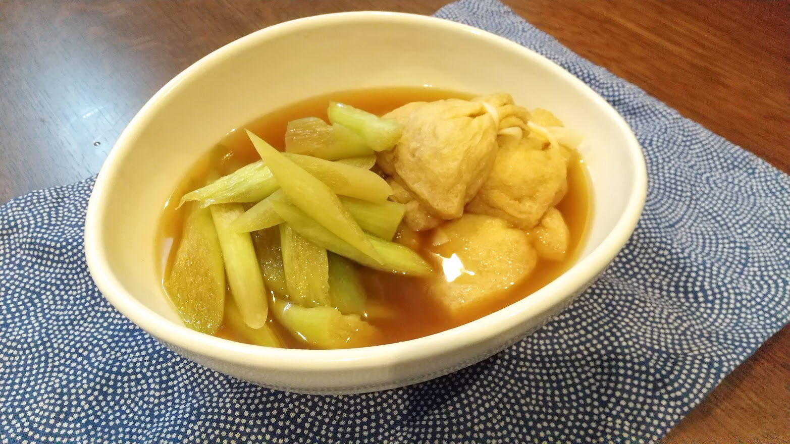 初めてのハスイモ 酢の物と煮物に たまには贅沢旅