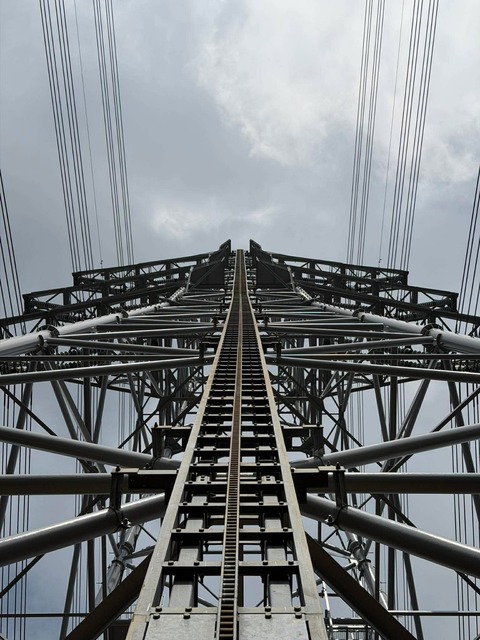 received_1480360246834701