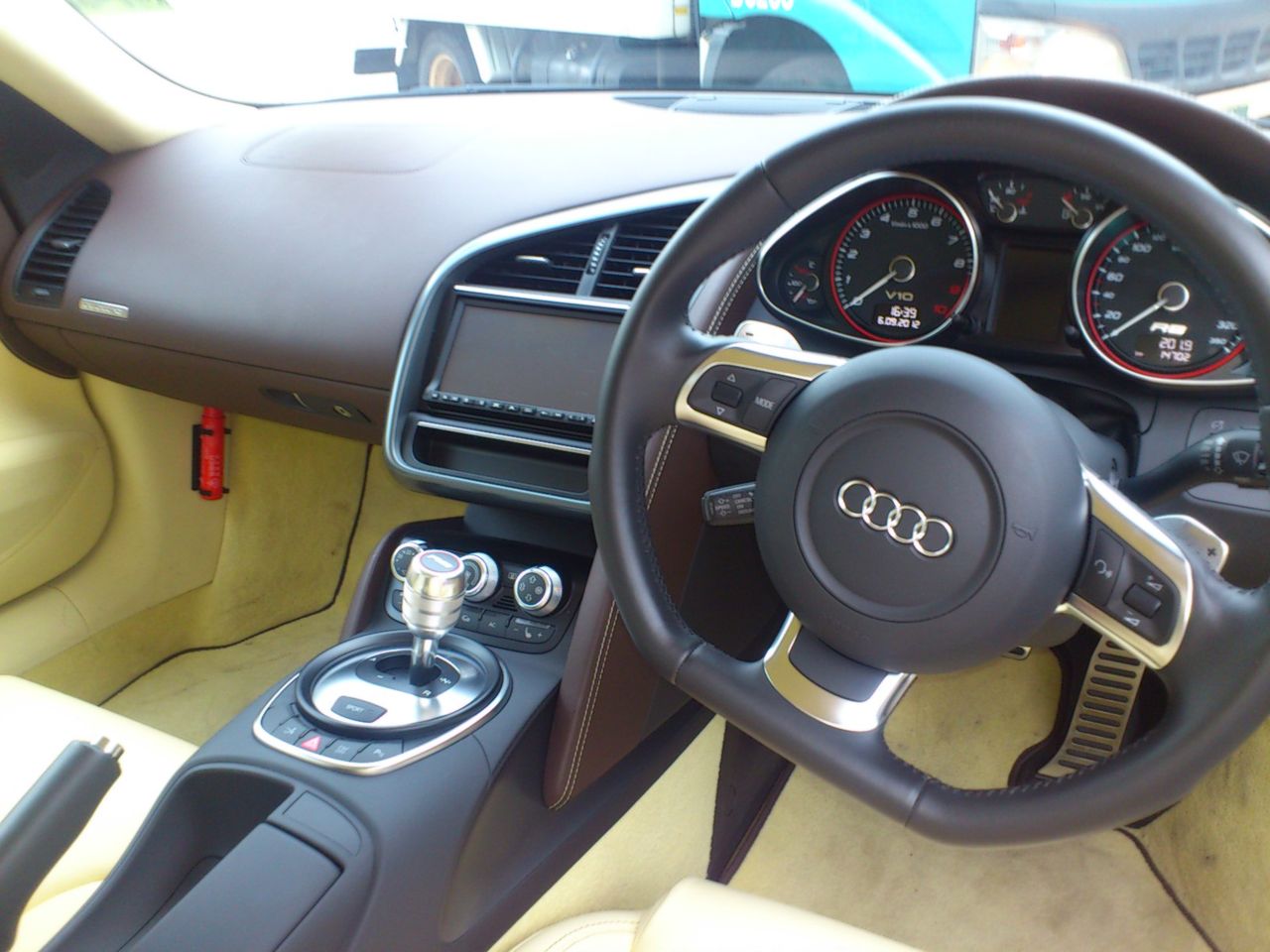 土屋陽子プロ 山本潤のあした天気になぁれ