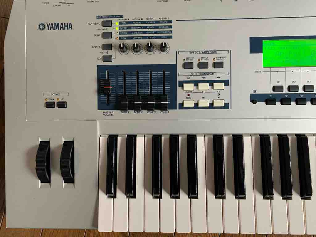 Vol.52】My Synthesizer Collection -YAMAHA mo6- : もっさんの Vol.52】My Synthesizer Collection -YAMAHA mo6- : もっさんの