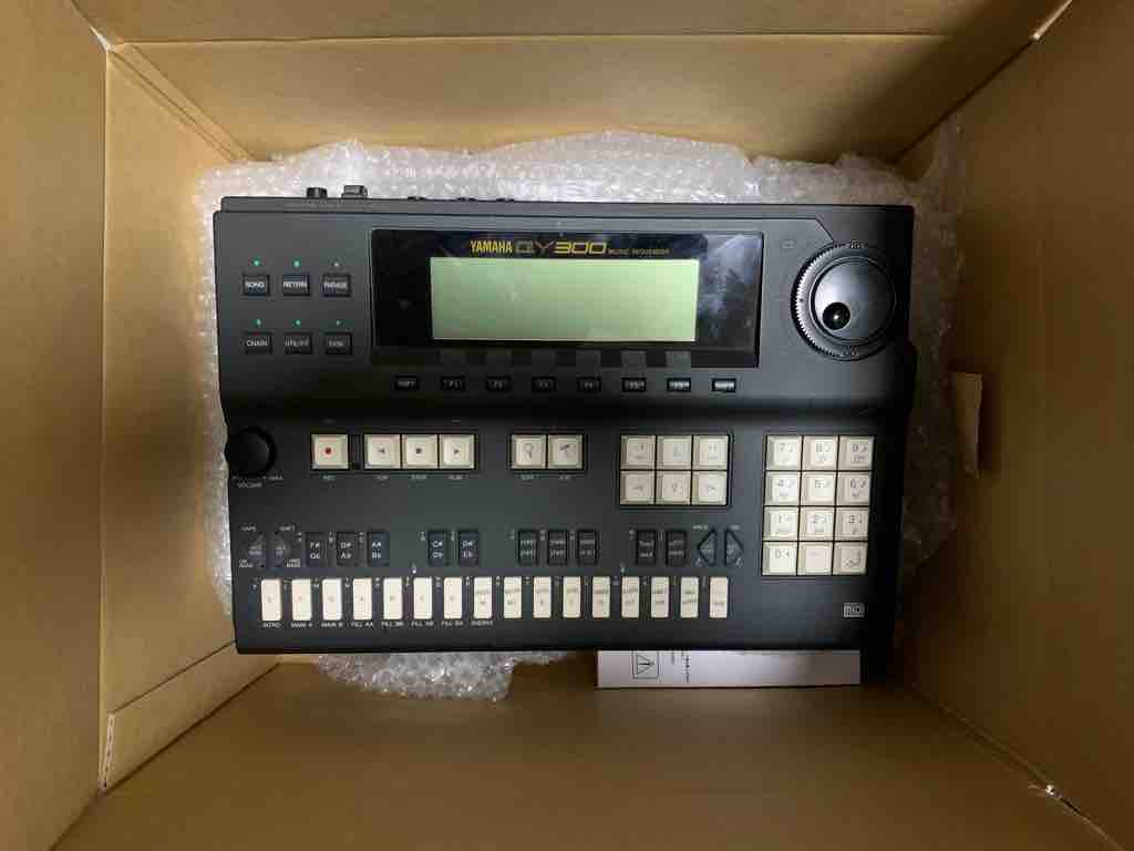 Reborn #20】YAMAHA QY300 フロッピーディスクドライブのUSB