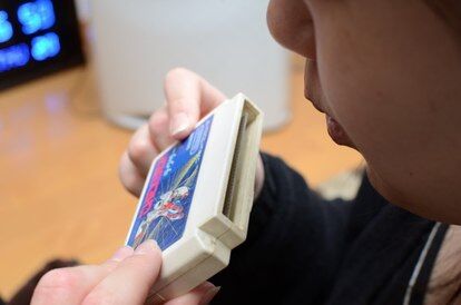任天堂「Switchのカセットに息ふーふーするのダメ絶対！壊れちゃう！」