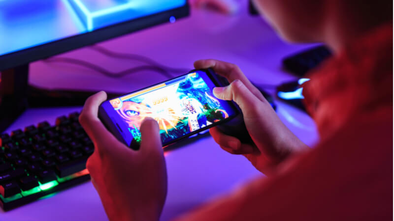 スマホゲームって面白いの？