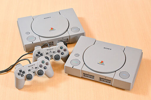 今思うと90年代に突然プレステが覇権取ったの凄くね？