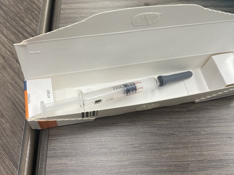 AA4EE42A-344E-4F80-BB94-A4595DFA50A4