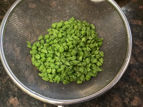 3F00CD44-0573-44F1-A170-FB57FDAE9384