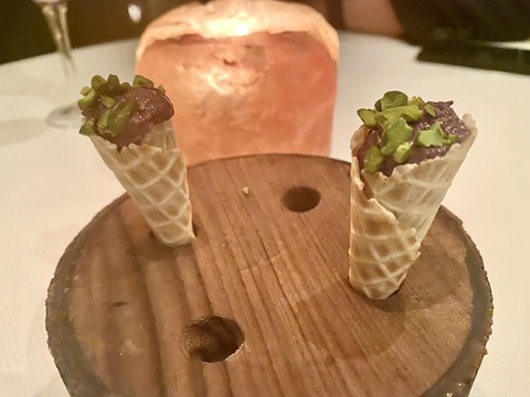 F9F65E5A-E81B-420F-B73F-D6B4A88B7217