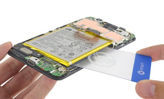 Nexus 6pの自力バッテリー交換は事実上 不可能 と判明 スマホ口コミ評価速報