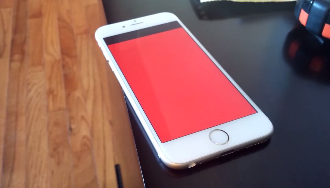 Iphone 6 Plusなどで恐怖の 赤画面リンゴマーク再起動ループ が多発中の模様 スマホ口コミ評価速報