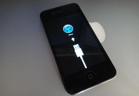 Ios9のアプデ失敗問題 Ios 9 0 1で修正も初期化は必須 バックアップがなければアウト スマホ口コミ評価速報 Ios9のアプデ失敗問題 Ios 9 0 1で修正も初期化は必須 バックアップがなければアウト スマホ口コミ評価速報
