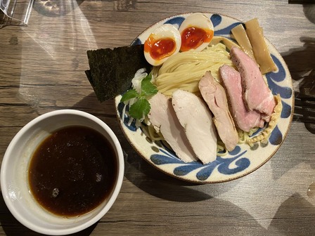 �����Ĥ�����