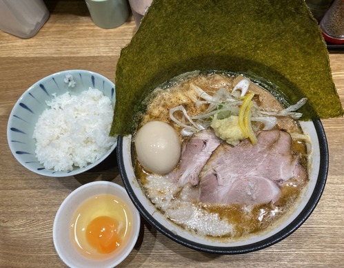 ���ڥ����