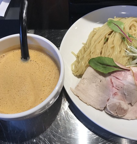 �����顼���֤뤺