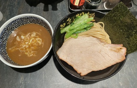 �Ĥ�������