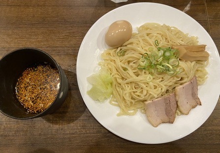 ����Ĥ���