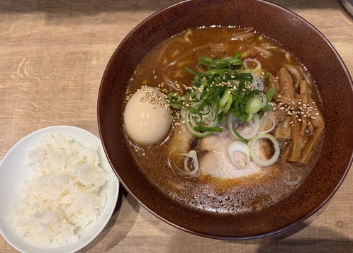 味玉赤味噌ラーメン
