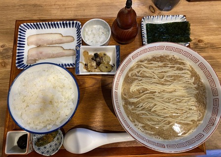 ����⥵��