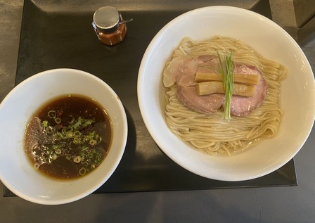 �ܤĤ�����