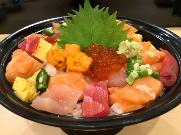きづなすし 990円限定で海鮮丼が食べ放題 よっちゃんが新商品の評価 感想をまとめるよ