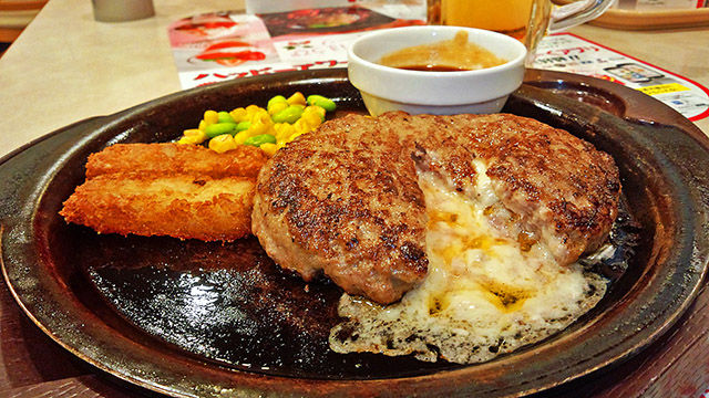 成増 ランチ ファミレス ガスト チーズ in ハンバーグ