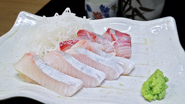  成増 食堂 定食 ランチ 居酒屋　お食事処 花水木　カンパチ （ 刺身 ） 