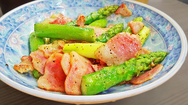 成増 食堂 定食 やまだや アスパラ・ベーコン
