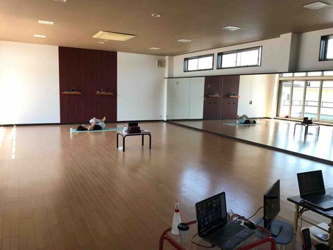 0F23A2B3-5084-4733-803D-304612FA749C