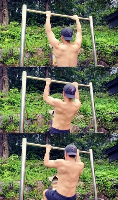 もう42歳 神話のキム ドンワン 元祖ベーグル男の背筋 モムチャンになりたい I Love あんにょん 神話 Shinhwa