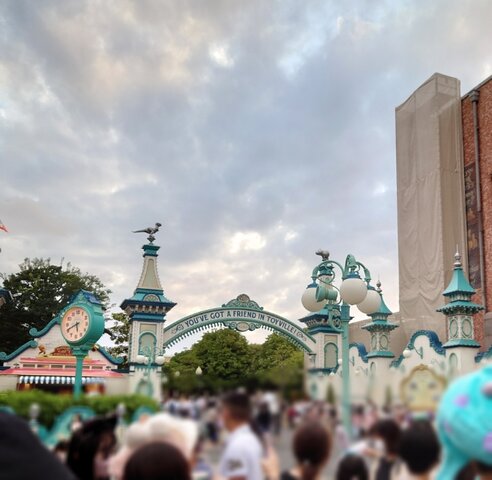 22年8月シー アーリーイブニングで楽しむ トイマニ待ち列で喧嘩勃発 Hanaのディズニーとおでかけ