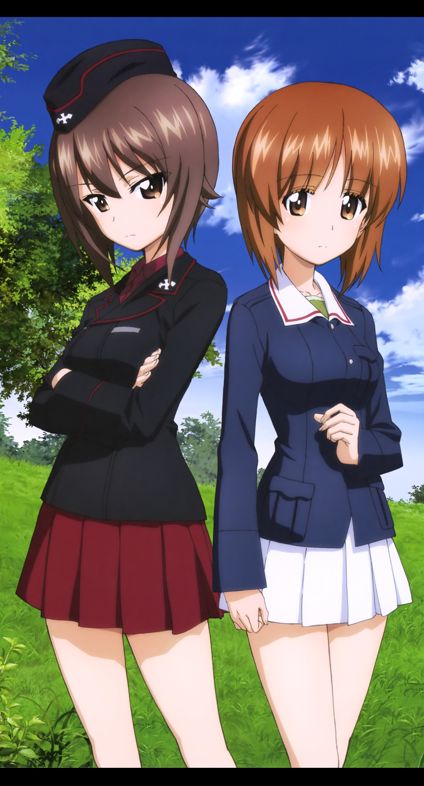 ガルパン 制服姿の西住姉妹 西住まほ みほ Iphone Ipad用あり 画像 壁紙 004 ガールズ パンツァーf N