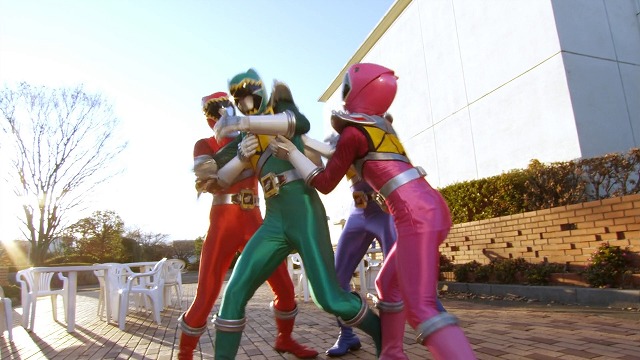 獣電戦隊キョウリュウジャー ３話 あれるぜ ざんげきのブレイブ ヒロインピンチ備忘録