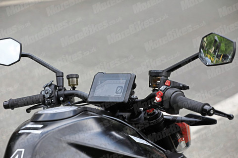 KTM-1290-Super-Duke-WEB-SB19157