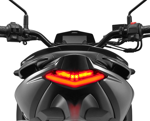 Black-150-tail-lamp_5d277061c4021