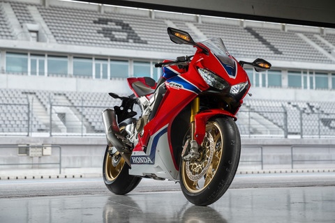 103617_17YM_CBR1000RR_Fireblade_SP