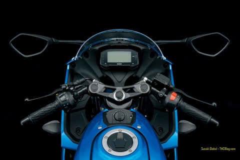 GSX-R125-R150-011