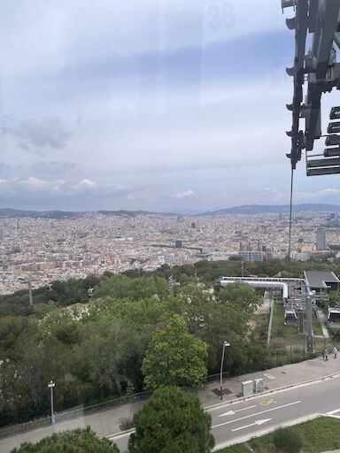 モンジュイックの丘から見えるバルセロナの市街地