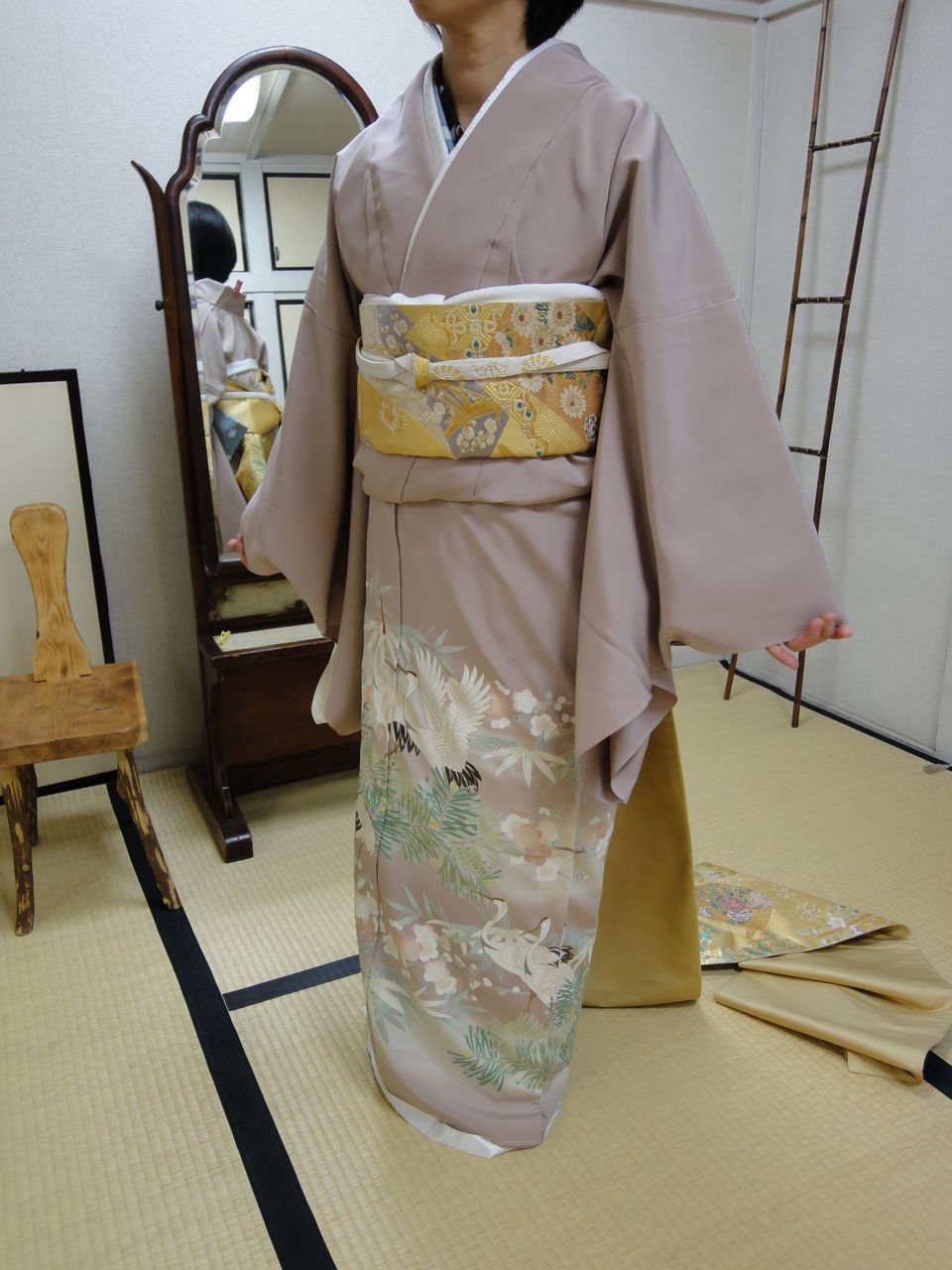 黒留袖 江戸妻 と色留袖 横浜わかやぎ 着物小話