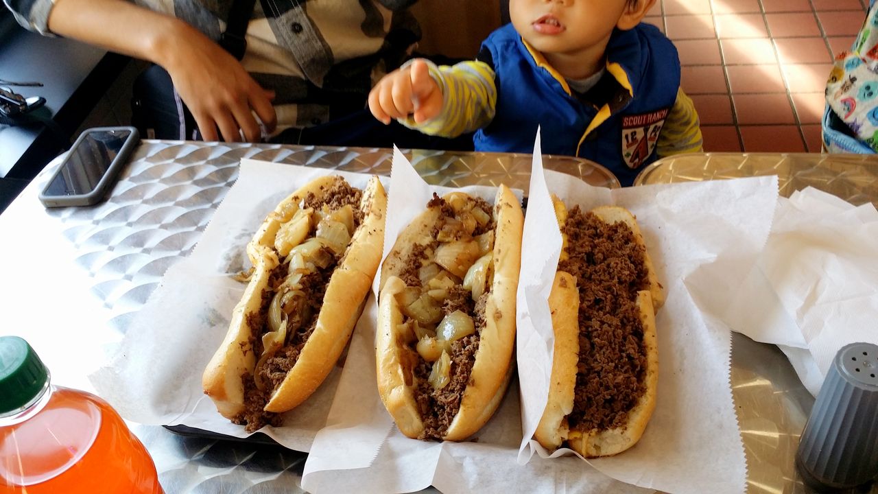 フィラデルフィア観光 本場フィリー チーズステーキ バーガーはどこ よこの部屋 フィラデルフィア観光 本場フィリー チーズステーキ バーガーはどこ よこの部屋