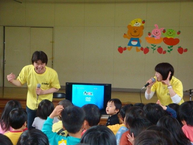 うたのお兄さん 速水けんたろうさんが来た 横田保育園のブログ うたのお兄さん 速水けんたろうさんが来た 横田保育園のブログ