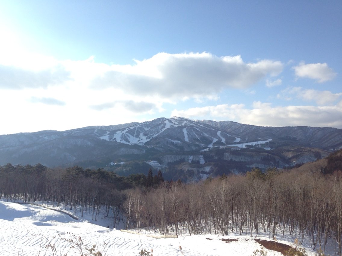 ライトアップされた岐阜 白川郷は観光客を魅了する秘境 世界遺産の貫録を見せつけてくれますね 私のなんでも日記