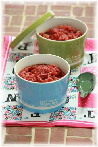 手作りケチャップ。 でホットドック。