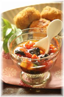 ワサビトマトのタレ。 と献立。