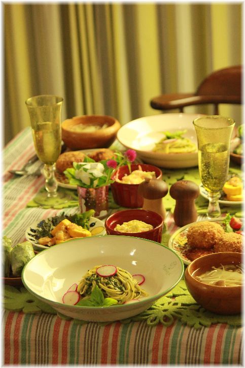 出し殻メンチカツ。と 献立。