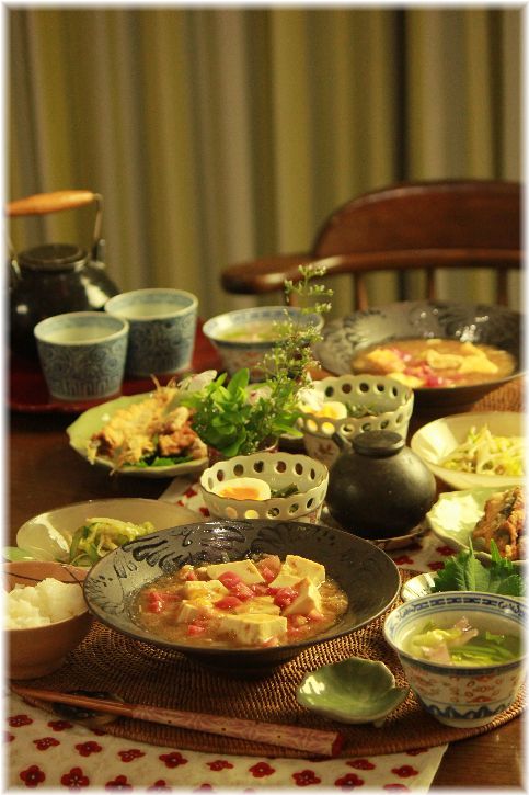 トマトおかか麻婆豆腐。 と 献立。