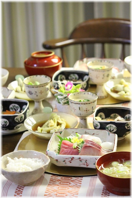 【献立】義母が来てくれた日の献立。（お刺身買ってきたけど）と　お仕事＆カラオケ。