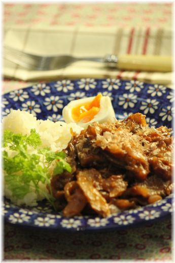 おかかとセロリのハヤシライス。 と献立。