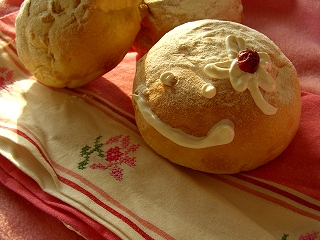 苺色の♪苺クリームパン。～ゆうかちゃんへ。～