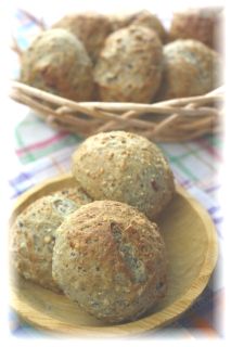 雑穀いっぱい！パン。