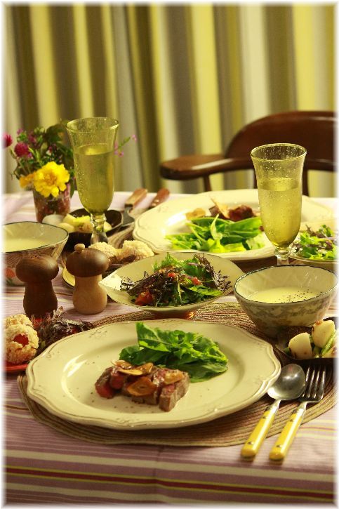 ルッコラとガーリックステーキ。 と 献立。