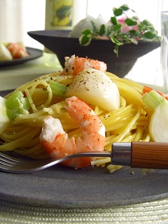 蕪と海老の柚子胡椒バターパスタ。